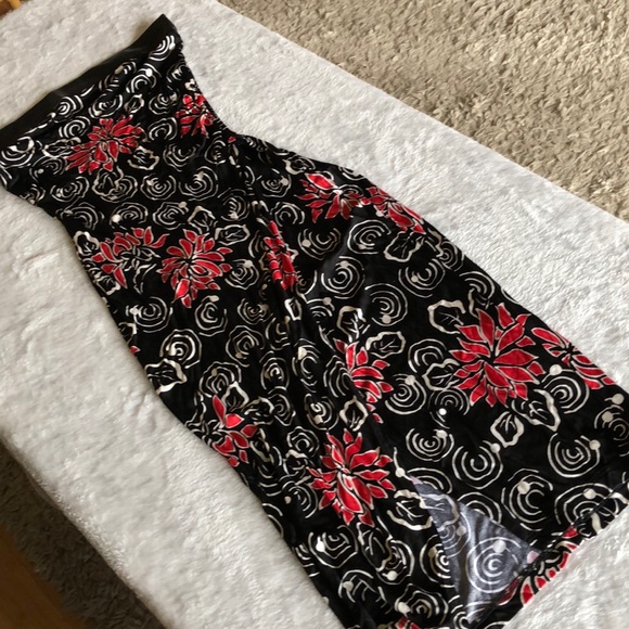 Cutest sleeveless faux wrap dress - Picture 1 of 3